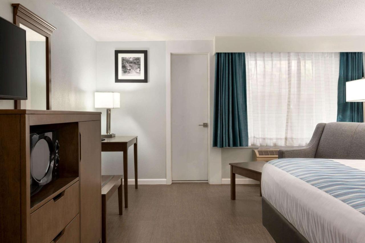 Gatlinburg River Inn Экстерьер фото